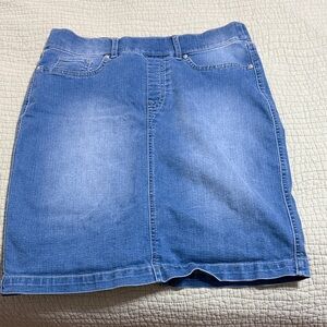 Gloria Vanderbilt Blue Denim Pull on Midi Skirt
